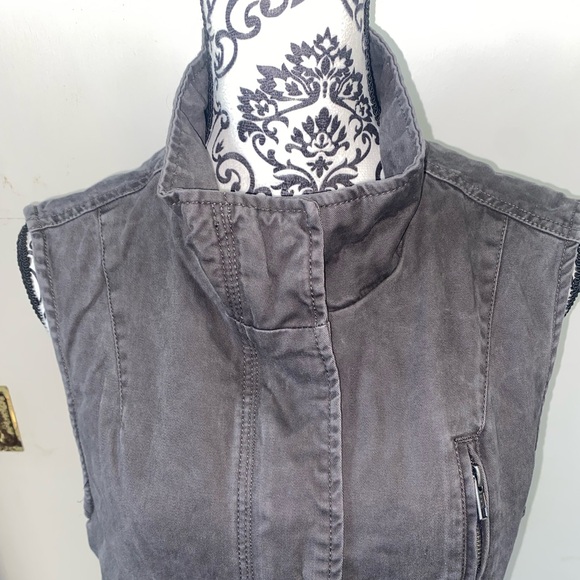 Per Se Size Large Grey Zipper and Button Up Vest with Drawstring Waist - Picture 15 of 15